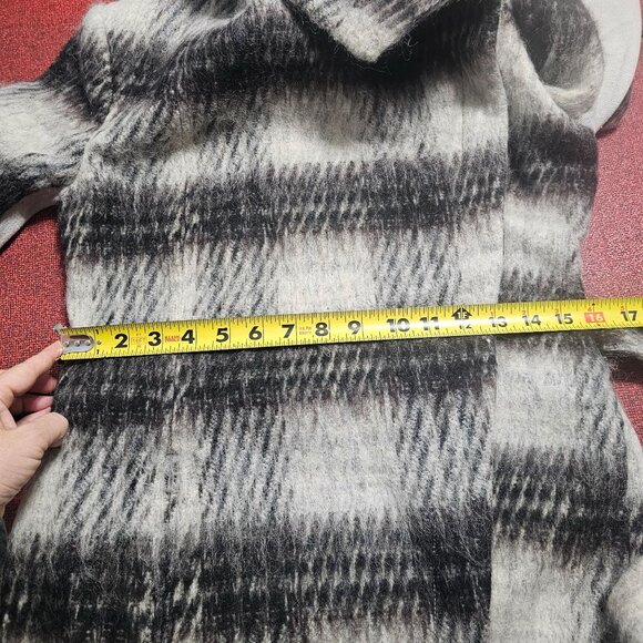 BCBGeneration Black Plaid Wool Wrap Coat Sz XS Belted Shawl Collar Mid-Length - Picture 13 of 14